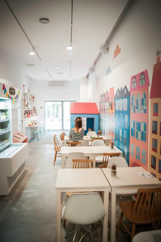 734380_225036904309307_1682298491_n