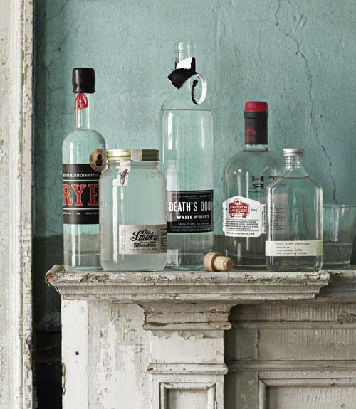 CLX-glass-bottles-whats-country-now-0312-xln