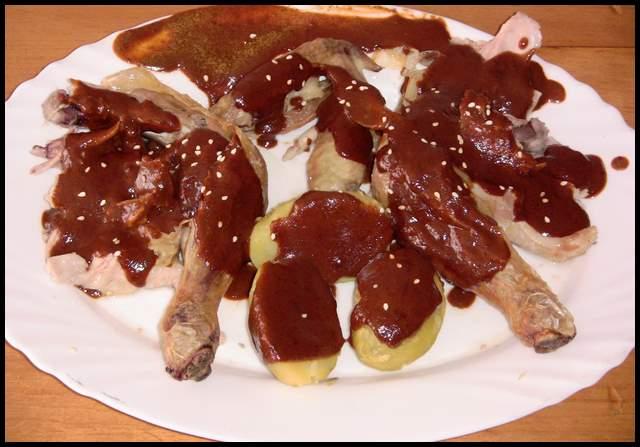Pollo-asado-con-salsa-de-mole-poblano-004