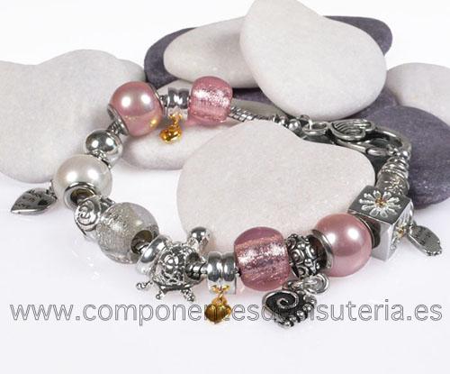 Pulsera estilo Pandora para San Valentín