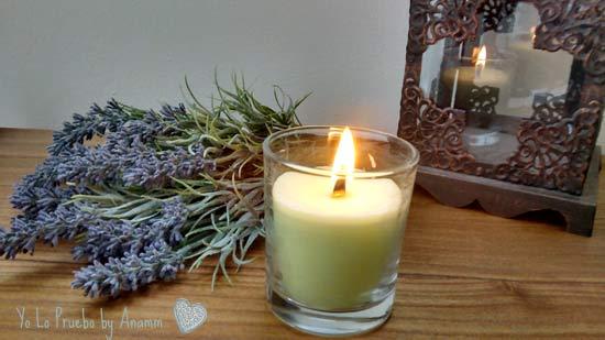 vela-aromatica-encendida