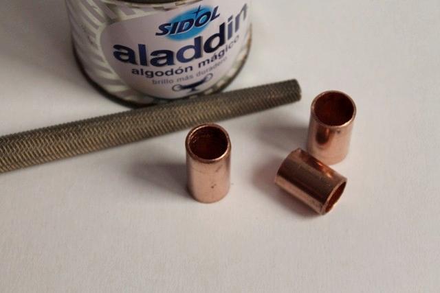 limar la rebaba interior