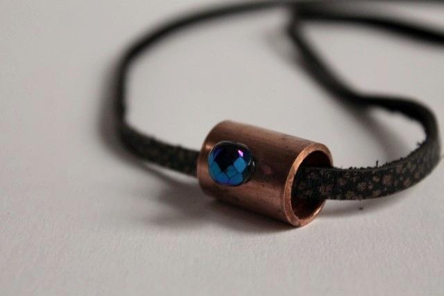 con bola de cristal de roca