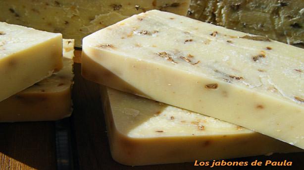 Jabones y Exfoliantes Caseros: jabón de romero y naranja