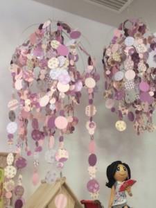 ¡Mirad que móvil más bonito para la habitación de los peques!