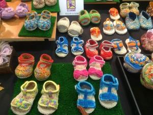 ¿no son una monda estas sandalias y patucos de crochet?