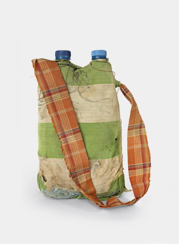 C89_04_LAMPEDUSA_OBJECTS_RJF6113