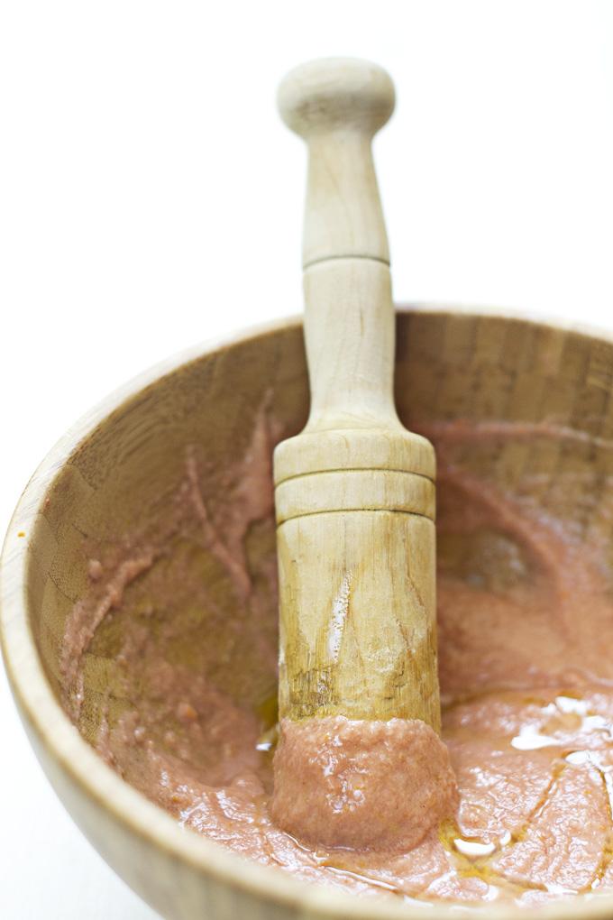 mortero para hacer salmorejo