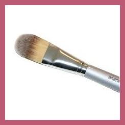TIPOS DE BROCHAS Y PARA QUE SE USA CADA UNA Cómo usar las BROCHAS de maquillaje