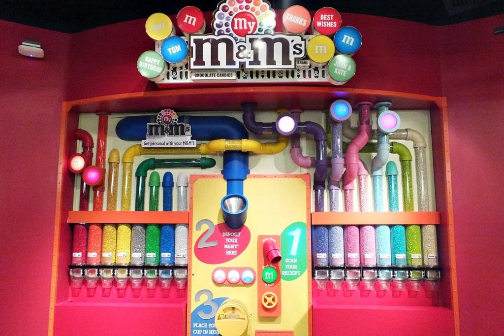 M&M STORE VEGAS