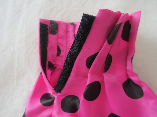 mis nancys, mis peques y yo, vestido alta costura Nancy detalle belcro