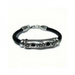 pulsera-28-cuero-negro-y-entrepieza-con-flores