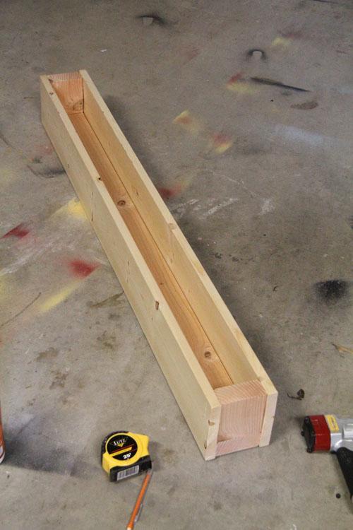 diy-planter-box-centerpiece-4