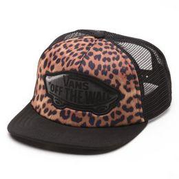 Vans - Leopard Beach Girl Trucker Hat (Leopard Black)