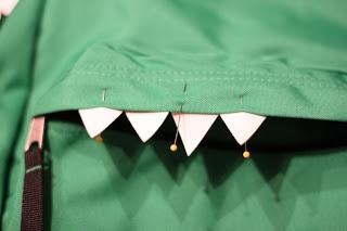 mochila monster