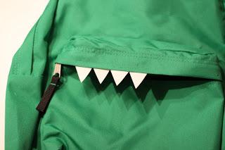 mochila monster