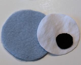 mochila con ojos