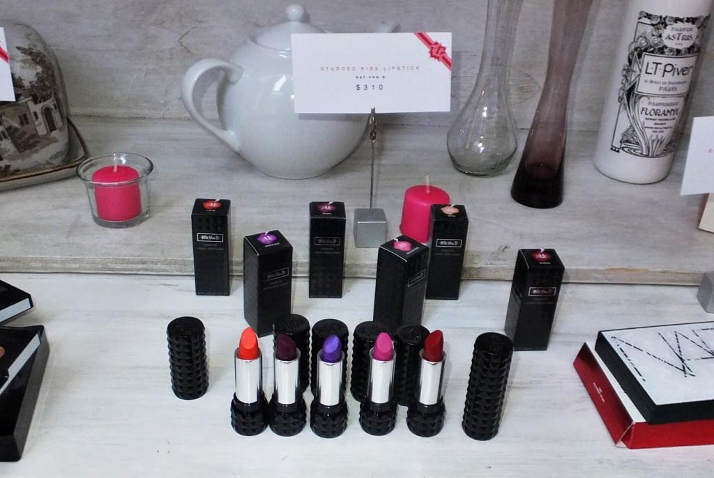 Kat Von D Lipsticks creme brulee