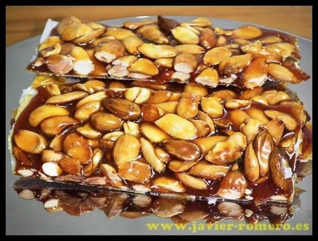 Turron de guirlache 0092 Ensalada de aguacate para Navidad