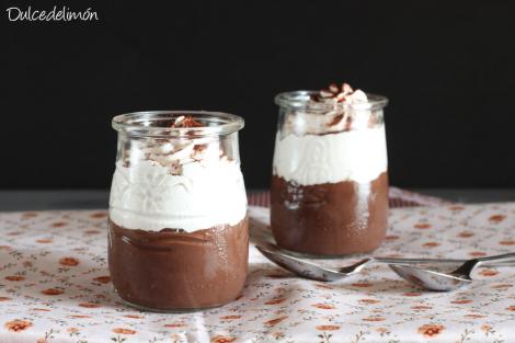Vasitos de chocolate y café