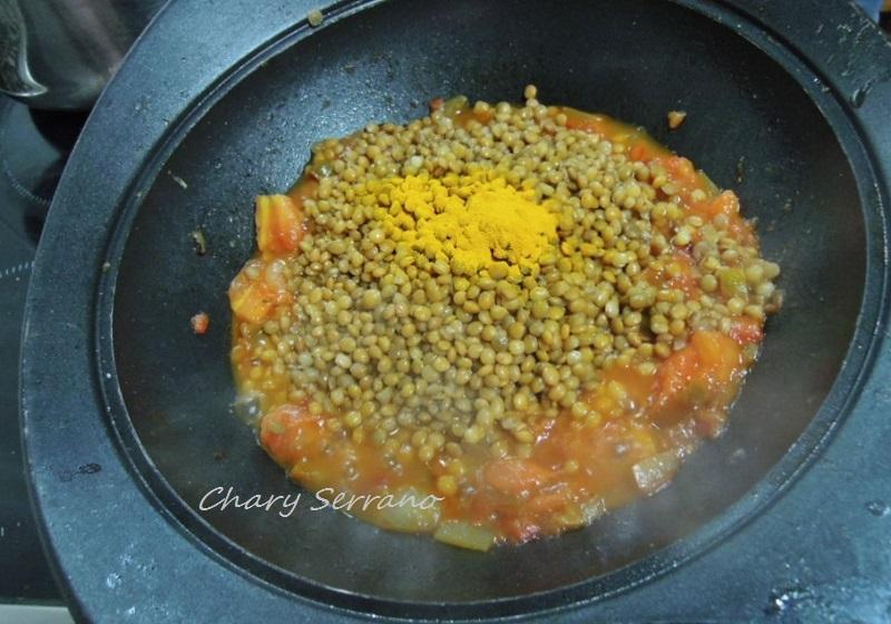 LENTEJAS SALTEADAS AL CURRY