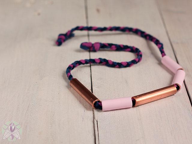 collar-cobre-y-rosa-missoluciones-pangala