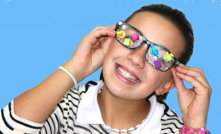 Los Stikeez de lidl se pegan en las gafas