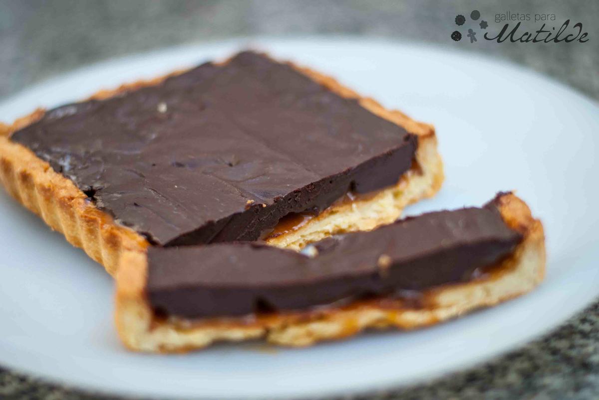 Tarta de caramelo y chocolate