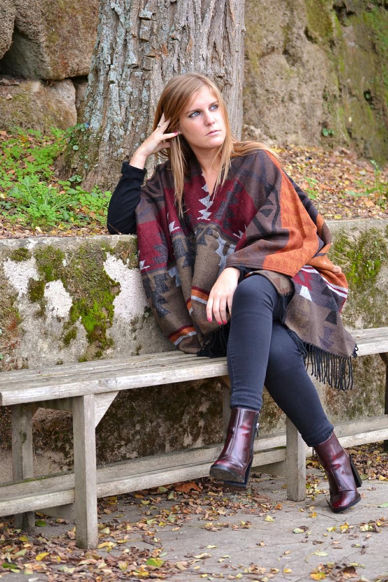 whitedahlia_poncho (32)