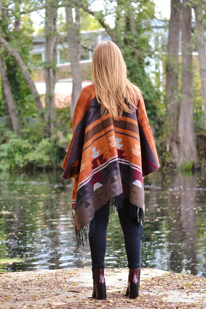 whitedahlia_poncho (27)