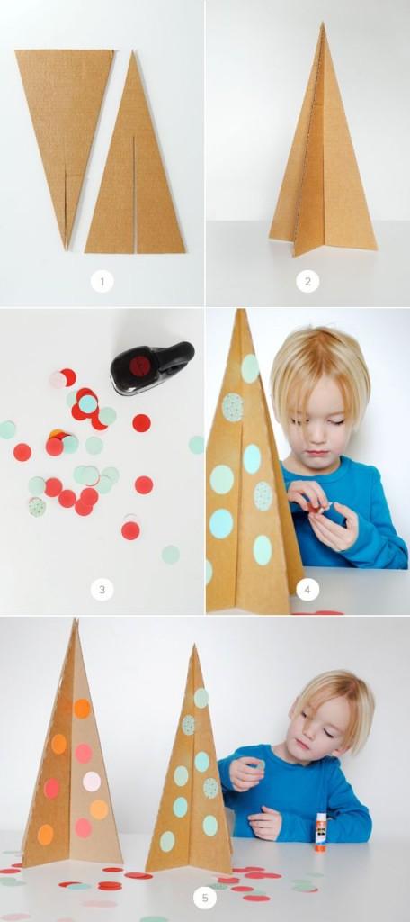 Árbol de Navidad DIY - Carton y pegatinas de colores