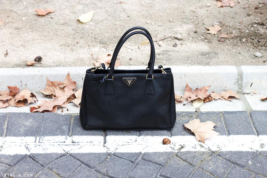 Trini | Prada saffiano black bag