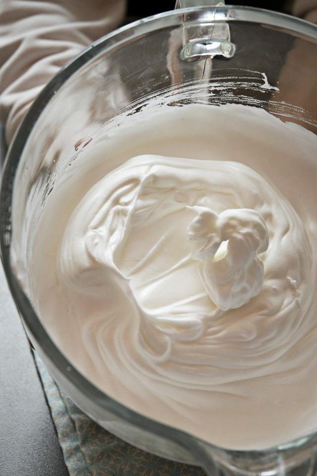 merengue frances portada Cómo hacer el merengue francés perfecto: trucos y usos en la cocina