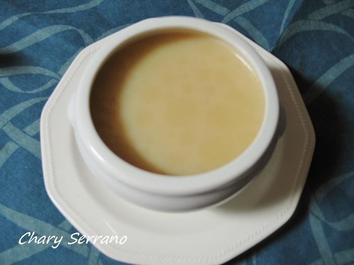 CALDO DE POLLO DE CORRAL