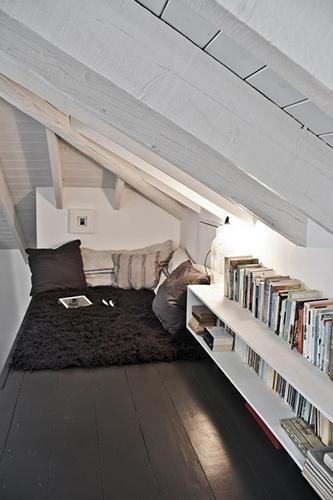 Reading Corner Rincon de lectura 11