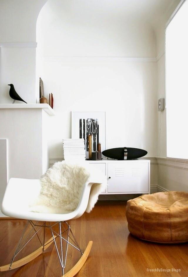 antes-despues-salon-nordico-blanco-negro-decoracion-escandinava-before-after-living-room