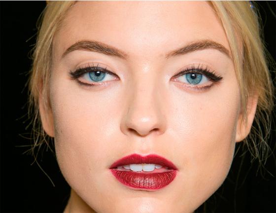 Tips para delinear tus ojos según tus rasgos