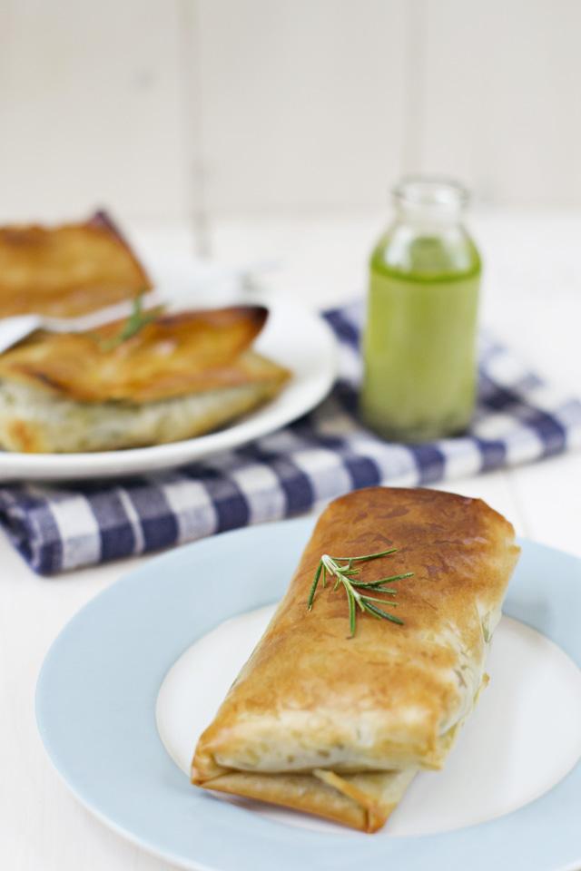 cordero en pasta filo Cordero con romero y espinacas en pasta filo