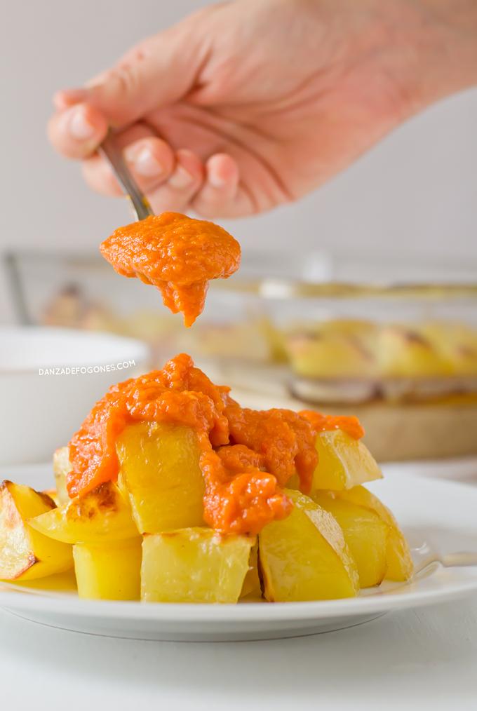 Patatas Bravas | danzadefogones.com #danzadefogones #vegano #vegana #singluten #receta