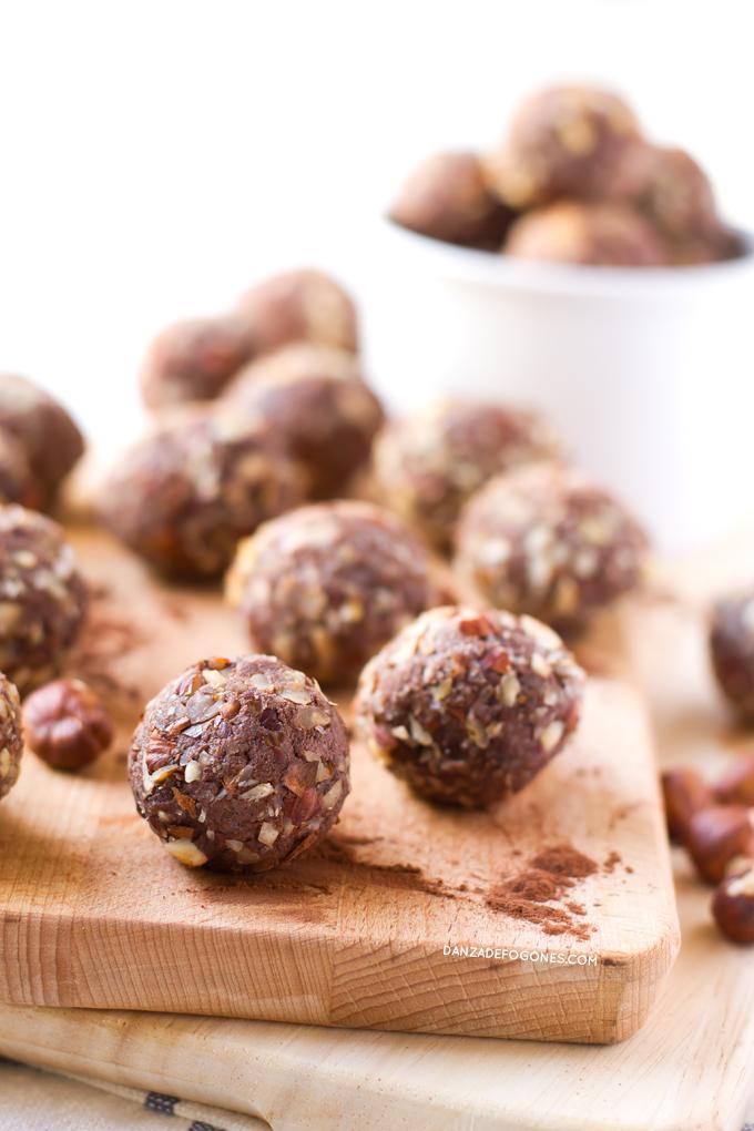Trufas de chocolate y avellana | danzadefogones.com #danzadefogones #receta #vegano #vegana #singluten