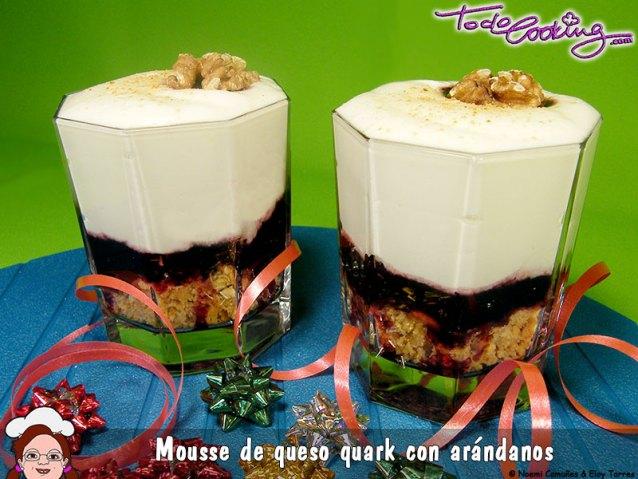 Mousse de queso quark con arandanos