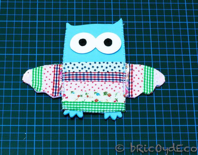 funda-movil-de-goma-eva-decorada-con-fabric-tape