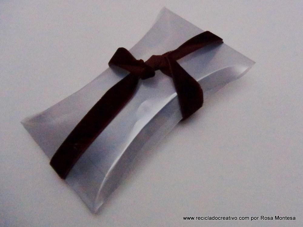 Cómo hacer una caja con forma de Almohada (pillow box) con una botella de plástico