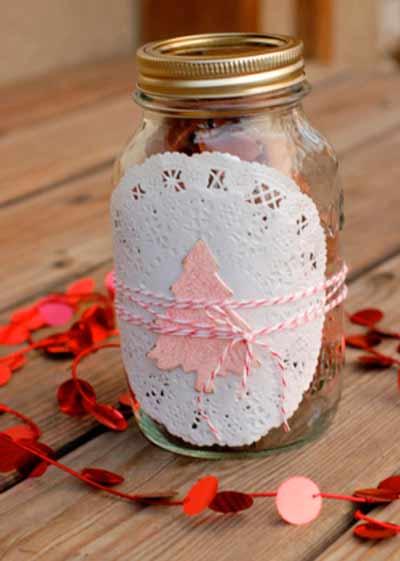 tarro de cristal decorado, utilizado para envolver regalos de navidad