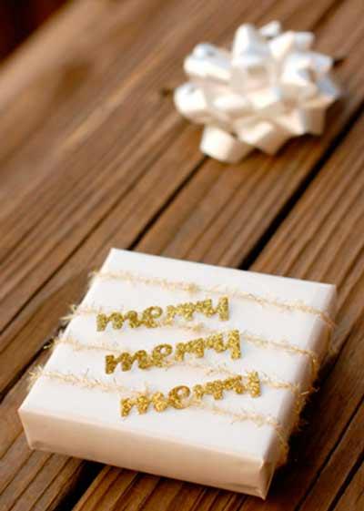 envolver regalos de navidad con detalles bonitos