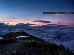Ruta Los Fortines del Ávila al atardecer