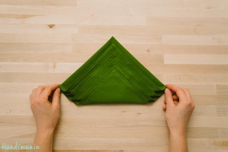 doblar_servilletas_arbol_navidad_6