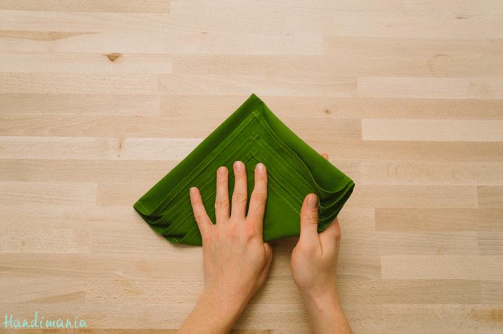 doblar_servilletas_arbol_navidad_7