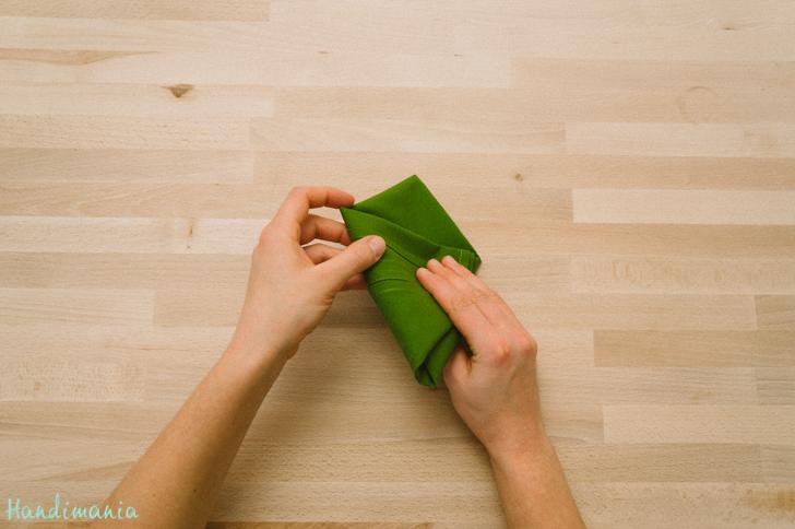 doblar_servilletas_arbol_navidad_11