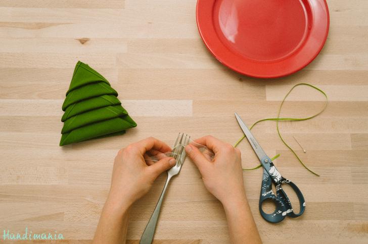 doblar_servilletas_arbol_navidad_16